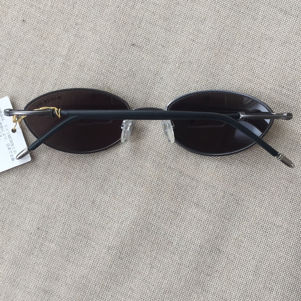 💥LAST NWOT [MCM] Authentic Retro Tiny Sunglasses - Picture 6 of 6